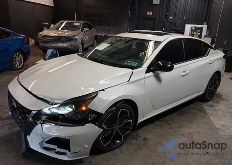 2023 Nissan Altima Sr Intelligent Awd z USA, uszkodzony, nr VIN 1N4BL4CW1PN394716